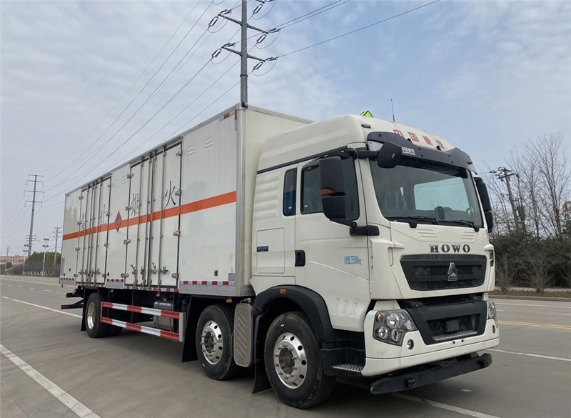 CSC5267XQYZ6型爆破器材運輸車